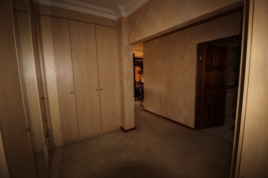 3 Bedroom Property for Sale in Lake Deneysville Free State